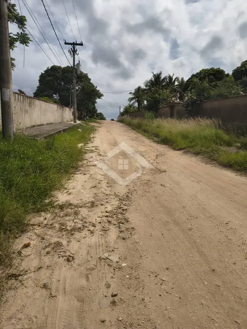 Foto 2 de Terreno / Lote à venda, 320m2 em Araruama - RJ
