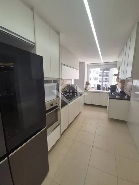 Foto 6 de Apartamento com 4 quartos à venda, 166m2 em Rio De Janeiro - RJ