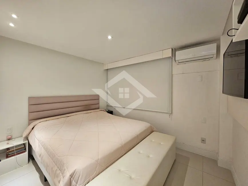 Foto 5 de Apartamento com 4 quartos à venda, 166m2 em Rio De Janeiro - RJ