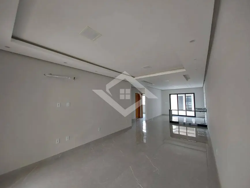Foto 4 de Casa de Condomínio com 3 quartos à venda, 252m2 em Guaratiba, Rio De Janeiro - RJ