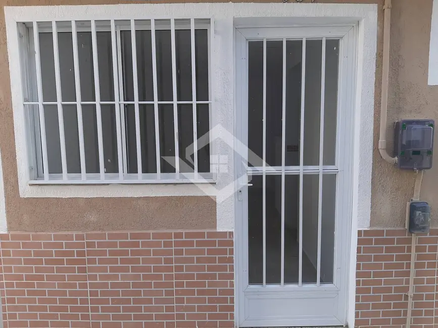Foto 1 de Casa com 1 quarto para alugar, 30m2 em Madureira, Rio De Janeiro - RJ