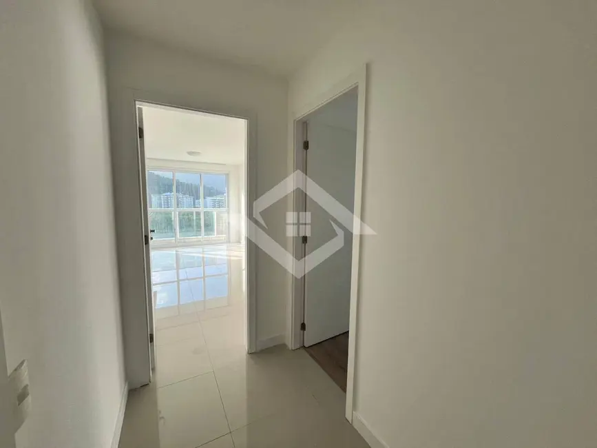Foto 4 de Apartamento com 2 quartos à venda, 79m2 em Rio De Janeiro - RJ