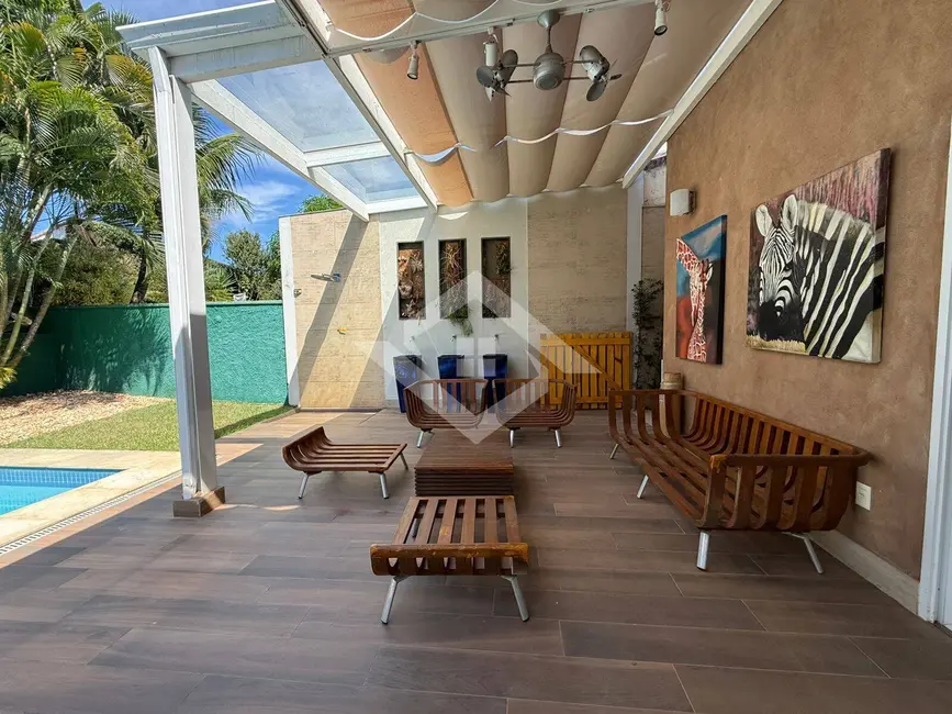 Foto 1 de Casa com 4 quartos para alugar, 450m2 em Barra da Tijuca, Rio De Janeiro - RJ