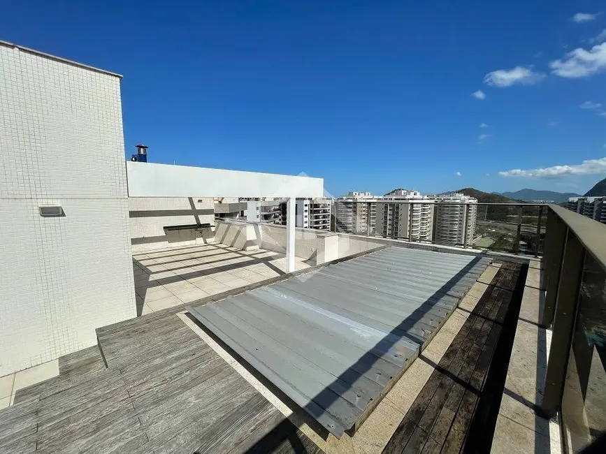 Apartamento com 3 quartos à venda, 280m2 em Rio De Janeiro - RJ - imagem 3 Foto 3 de Apartamento com 3 quartos à venda, 280m2 em Rio De Janeiro - RJ