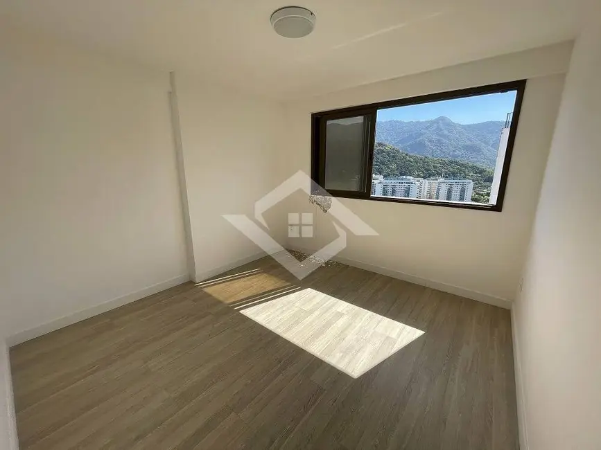 Apartamento com 3 quartos à venda, 280m2 em Rio De Janeiro - RJ - imagem 5 Foto 5 de Apartamento com 3 quartos à venda, 280m2 em Rio De Janeiro - RJ