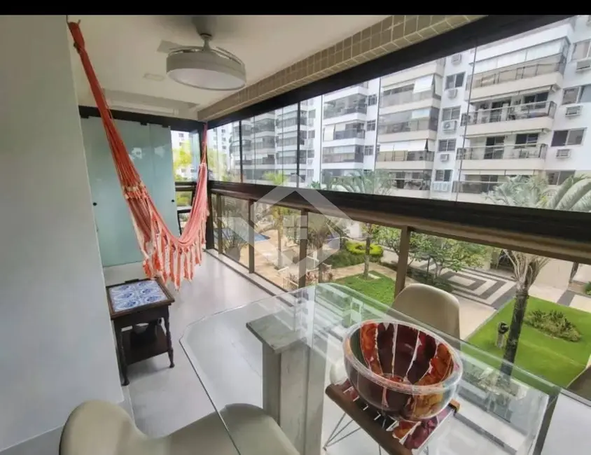 Foto 2 de Apartamento com 3 quartos à venda, 87m2 em Rio De Janeiro - RJ