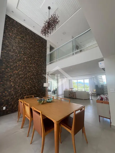 Casa com 4 quartos à venda, 553m2 em Parque Perequê (Mambucaba), Angra Dos Reis - RJ - imagem 7 Foto 7 de Casa com 4 quartos à venda, 553m2 em Parque Perequê (Mambucaba), Angra Dos Reis - RJ