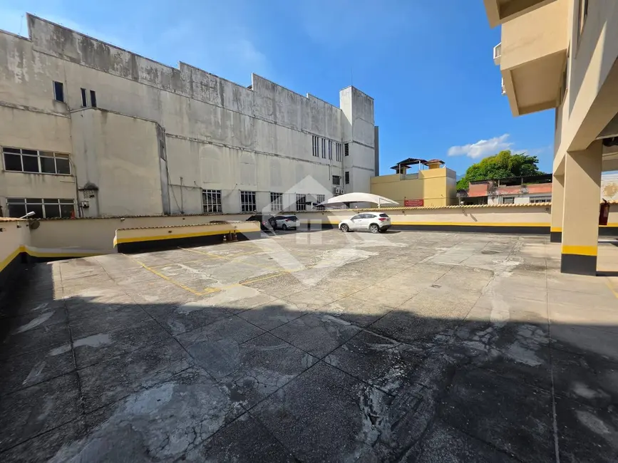 Foto 2 de Apartamento com 2 quartos à venda e para alugar, 75m2 em Taquara, Rio De Janeiro - RJ