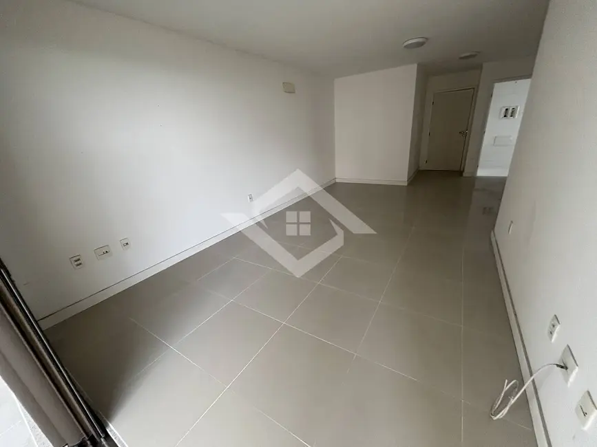 Foto 2 de Apartamento com 4 quartos à venda, 122m2 em Rio De Janeiro - RJ