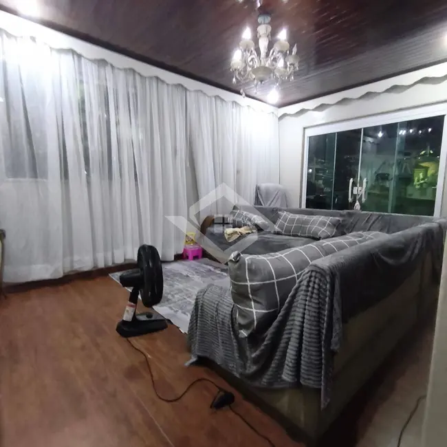 Foto 4 de Casa com 3 quartos para alugar, 120m2 em Icaraí, Niteroi - RJ
