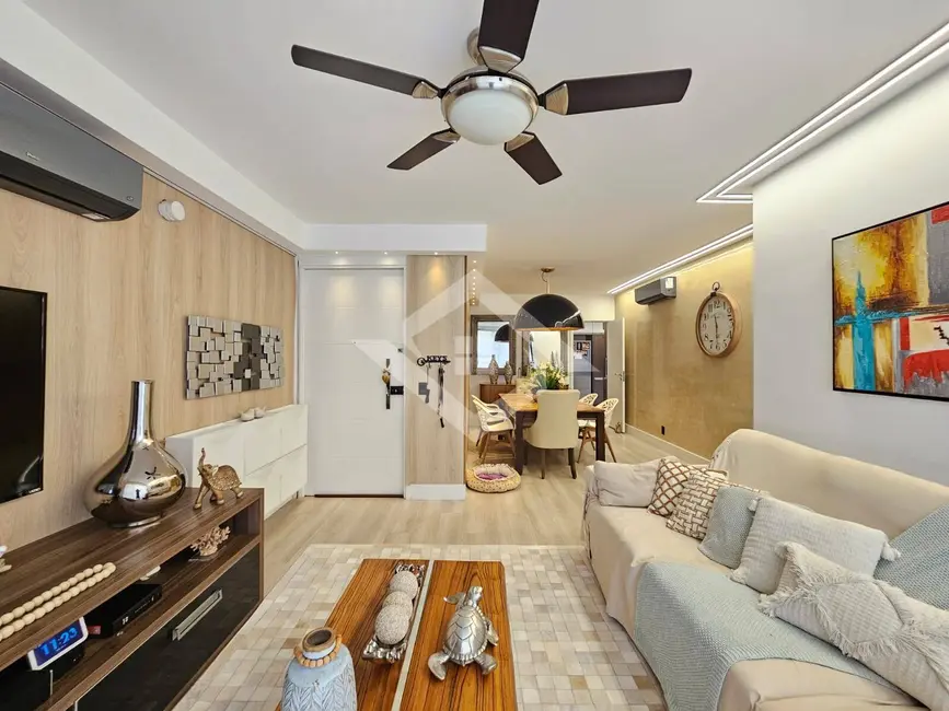 Foto 4 de Apartamento com 4 quartos à venda, 143m2 em Rio De Janeiro - RJ