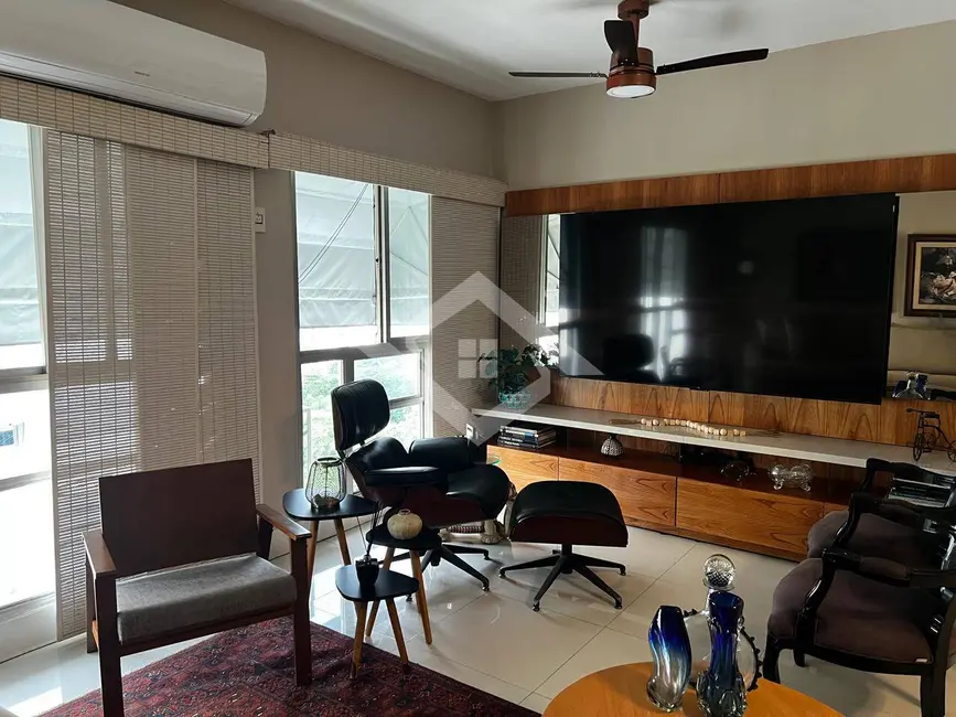 Foto 1 de Apartamento com 3 quartos para alugar, 110m2 em Leblon, Rio De Janeiro - RJ