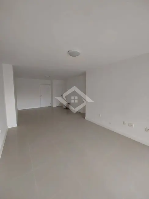Foto 2 de Apartamento com 3 quartos à venda, 124m2 em Jacarepaguá, Rio De Janeiro - RJ