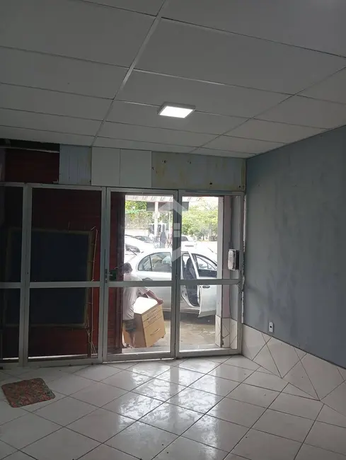 Sala Comercial para alugar, 45m2 em Pedra de Guaratiba, Rio De Janeiro - RJ - imagem 1 Foto 1 de Sala Comercial para alugar, 45m2 em Pedra de Guaratiba, Rio De Janeiro - RJ