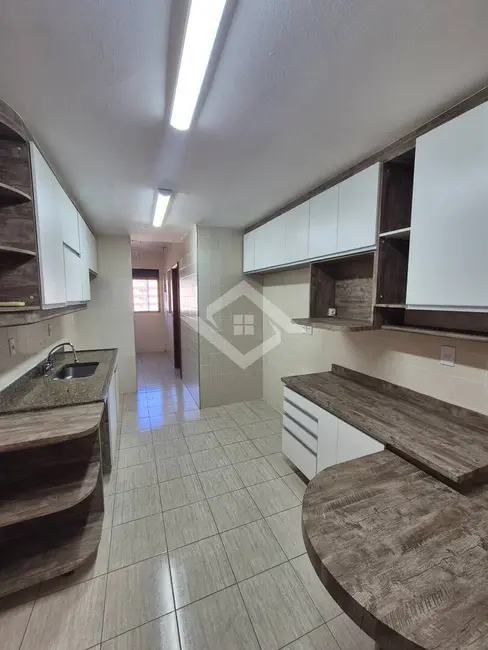 Apartamento com 3 quartos à venda, 136m2 em Tijuca, Rio De Janeiro - RJ - imagem 6 Foto 6 de Apartamento com 3 quartos à venda, 136m2 em Tijuca, Rio De Janeiro - RJ