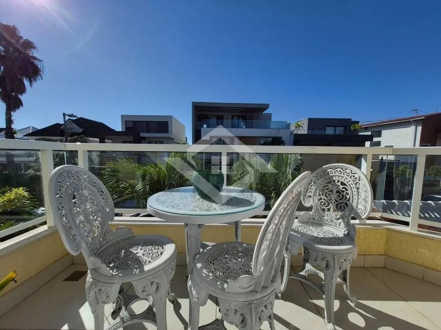 Foto 3 de Casa com 4 quartos à venda, 243m2 em Recreio dos Bandeirantes, Rio De Janeiro - RJ
