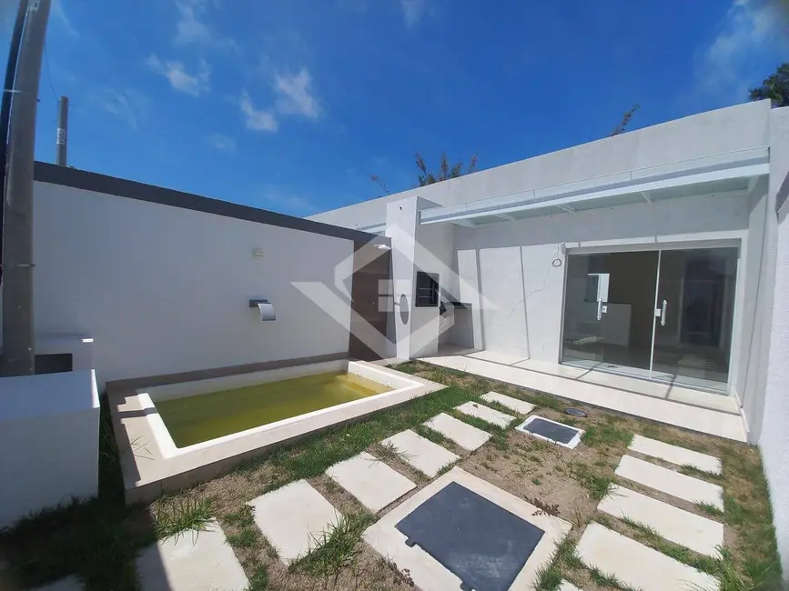 Casa com 3 quartos à venda, 120m2 em Pedra de Guaratiba, Rio De Janeiro - RJ - imagem 1 Foto 1 de Casa com 3 quartos à venda, 120m2 em Pedra de Guaratiba, Rio De Janeiro - RJ