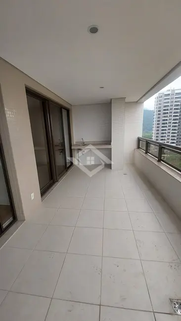 Apartamento com 4 quartos à venda, 124m2 em Rio De Janeiro - RJ - imagem 2 Foto 2 de Apartamento com 4 quartos à venda, 124m2 em Rio De Janeiro - RJ