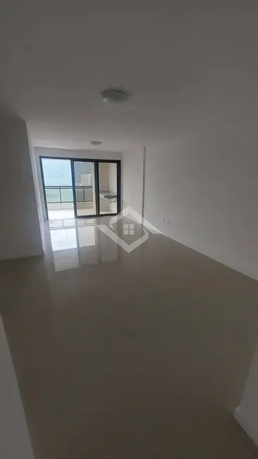 Apartamento com 3 quartos à venda, 118m2 em Rio De Janeiro - RJ - imagem 2 Foto 2 de Apartamento com 3 quartos à venda, 118m2 em Rio De Janeiro - RJ
