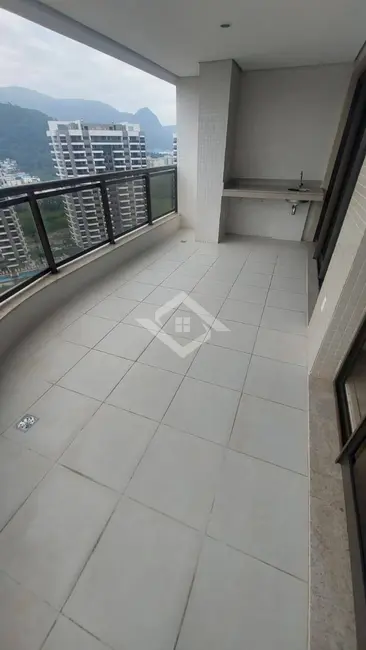 Apartamento com 3 quartos à venda, 118m2 em Rio De Janeiro - RJ - imagem 9 Foto 9 de Apartamento com 3 quartos à venda, 118m2 em Rio De Janeiro - RJ