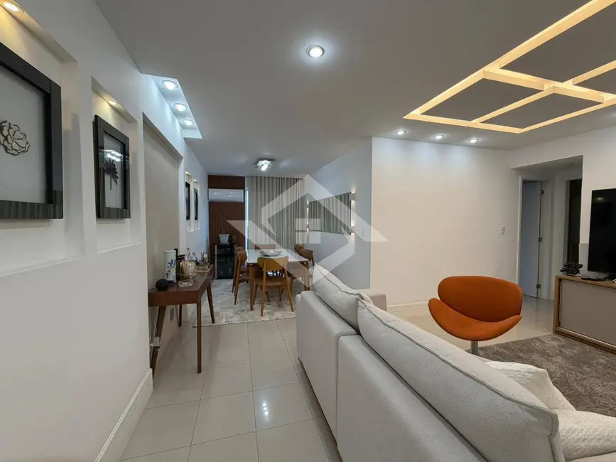 Apartamento com 3 quartos à venda, 98m2 em Rio De Janeiro - RJ - imagem 2 Foto 2 de Apartamento com 3 quartos à venda, 98m2 em Rio De Janeiro - RJ