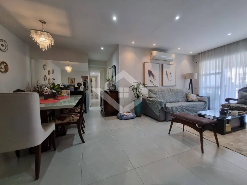 Foto 6 de Apartamento com 4 quartos à venda, 150m2 em Rio De Janeiro - RJ
