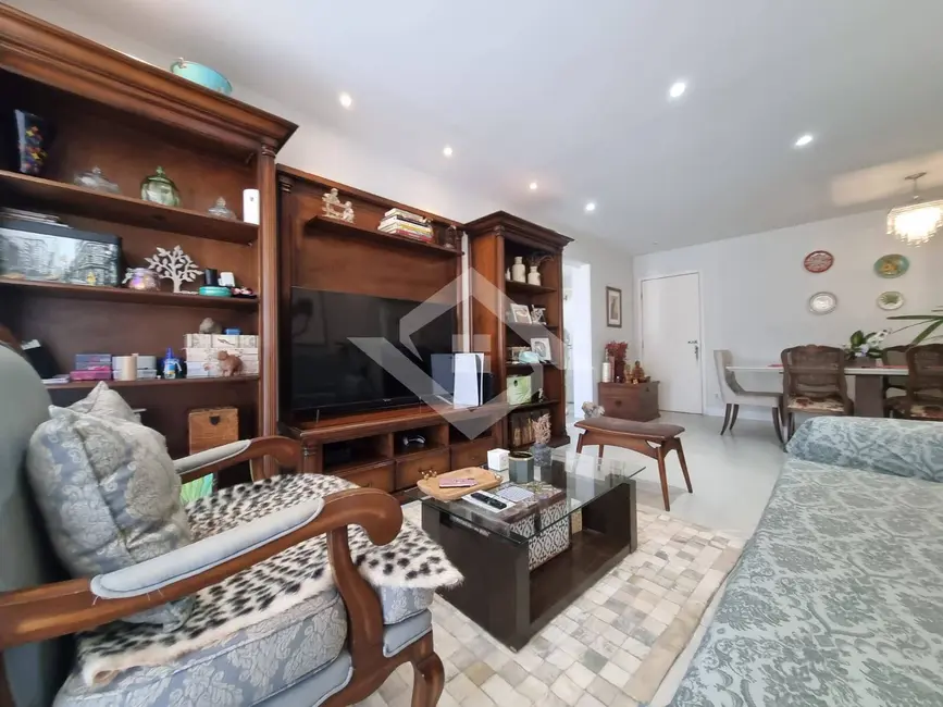 Foto 1 de Apartamento com 4 quartos à venda, 150m2 em Rio De Janeiro - RJ