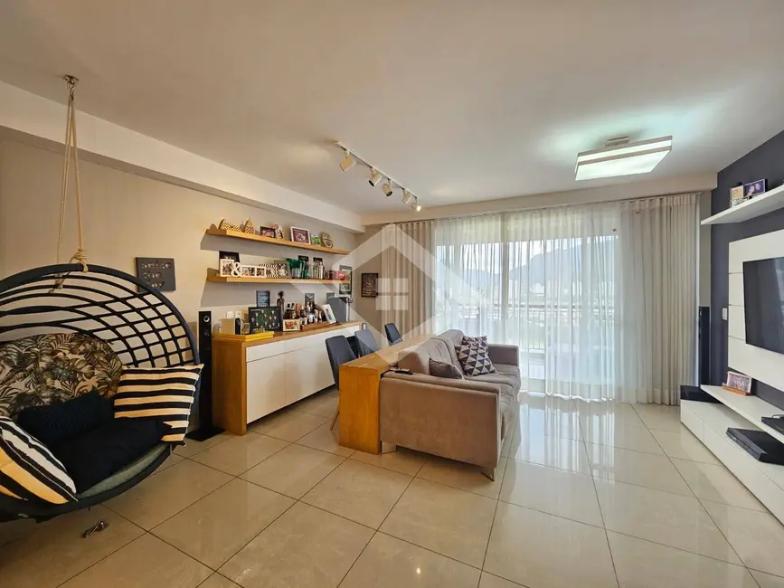 Foto 3 de Apartamento com 4 quartos à venda, 166m2 em Rio De Janeiro - RJ