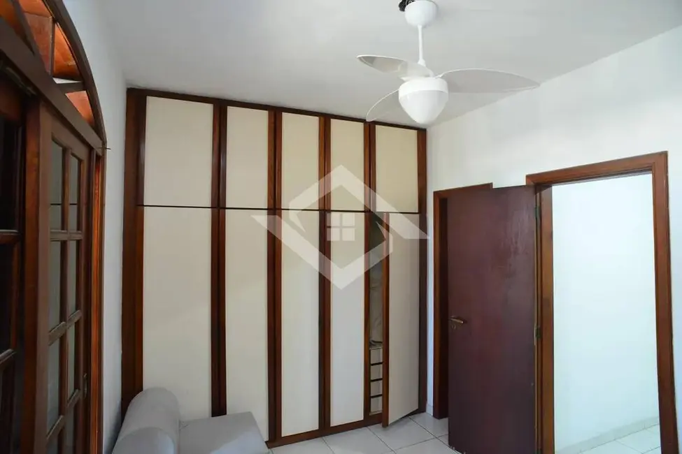 Casa com 3 quartos à venda, 142m2 em Barra da Tijuca, Rio De Janeiro - RJ - imagem 2 Foto 2 de Casa com 3 quartos à venda, 142m2 em Barra da Tijuca, Rio De Janeiro - RJ