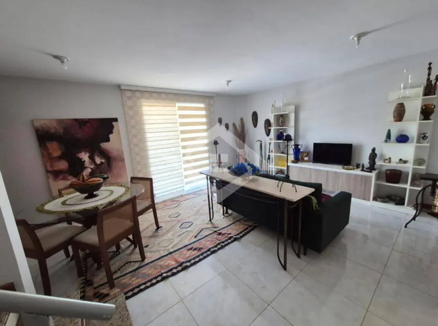 Foto 2 de Casa com 3 quartos à venda, 150m2 em Serra Grande, Niteroi - RJ