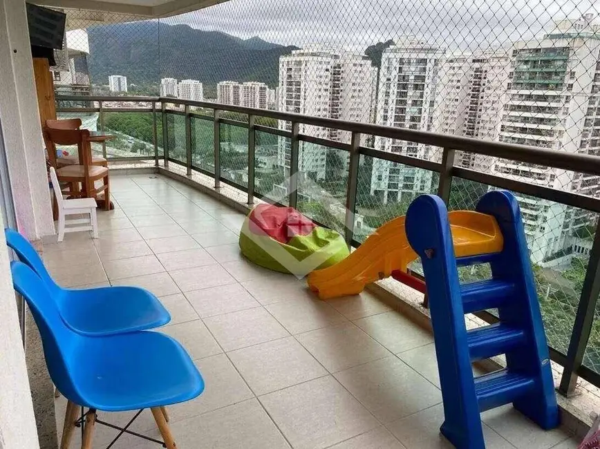 Foto 8 de Apartamento com 4 quartos à venda, 150m2 em Rio De Janeiro - RJ