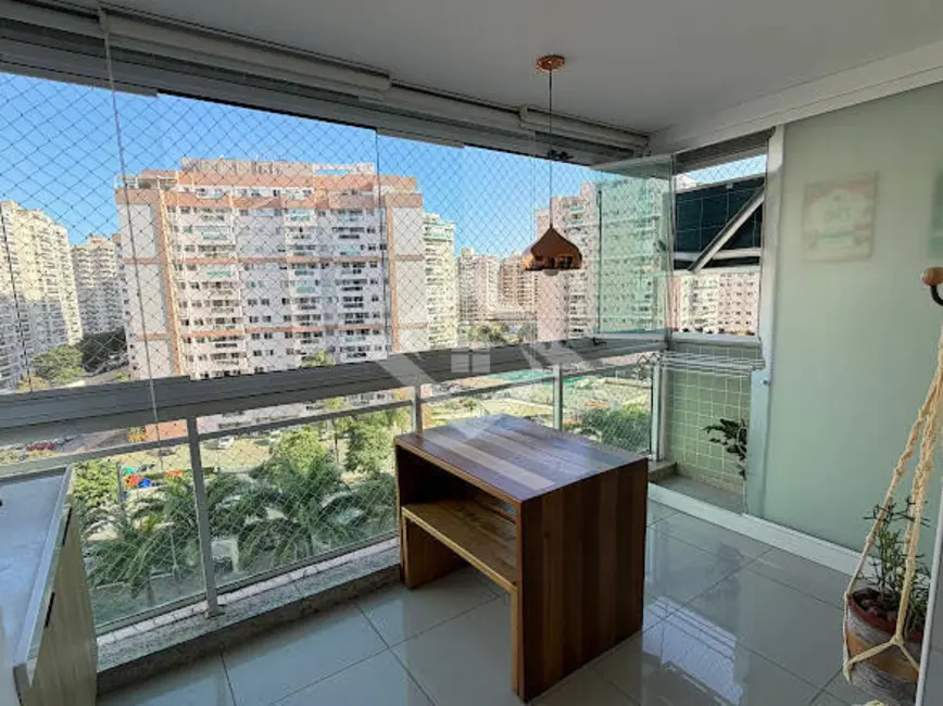 Apartamento com 3 quartos à venda, 70m2 em Rio De Janeiro - RJ - imagem 9 Foto 9 de Apartamento com 3 quartos à venda, 70m2 em Rio De Janeiro - RJ