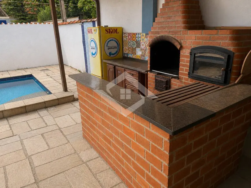 Casa com 5 quartos à venda, 251m2 em Bancários, Rio De Janeiro - RJ - imagem 3 Foto 3 de Casa com 5 quartos à venda, 251m2 em Bancários, Rio De Janeiro - RJ