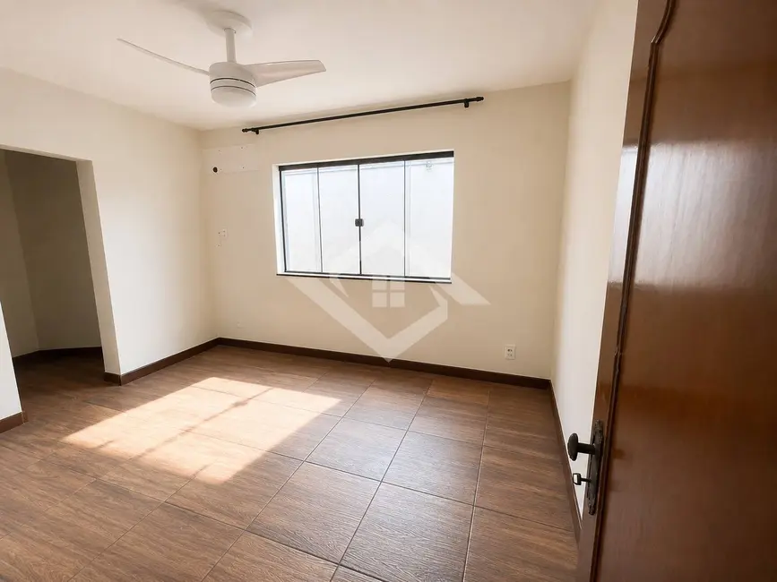 Casa com 5 quartos à venda, 251m2 em Bancários, Rio De Janeiro - RJ - imagem 7 Foto 7 de Casa com 5 quartos à venda, 251m2 em Bancários, Rio De Janeiro - RJ