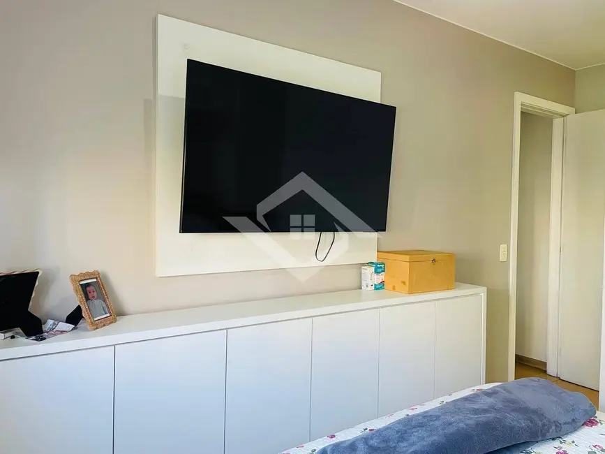 Apartamento com 2 quartos para alugar, 80m2 em Barra da Tijuca, Rio De Janeiro - RJ - imagem 8 Foto 8 de Apartamento com 2 quartos para alugar, 80m2 em Barra da Tijuca, Rio De Janeiro - RJ