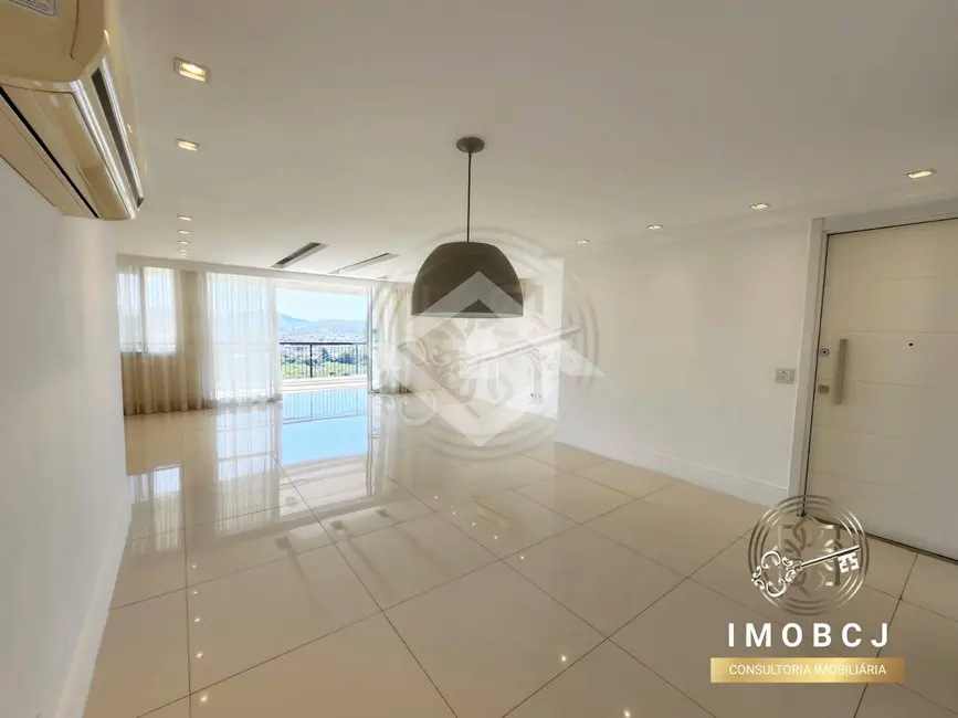 Foto 1 de Apartamento com 3 quartos para alugar, 166m2 em Rio De Janeiro - RJ