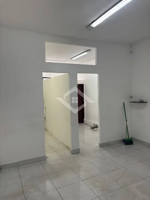 Sala Comercial à venda, 28m2 em Campo Grande, Rio De Janeiro - RJ - imagem 2 Foto 2 de Sala Comercial à venda, 28m2 em Campo Grande, Rio De Janeiro - RJ