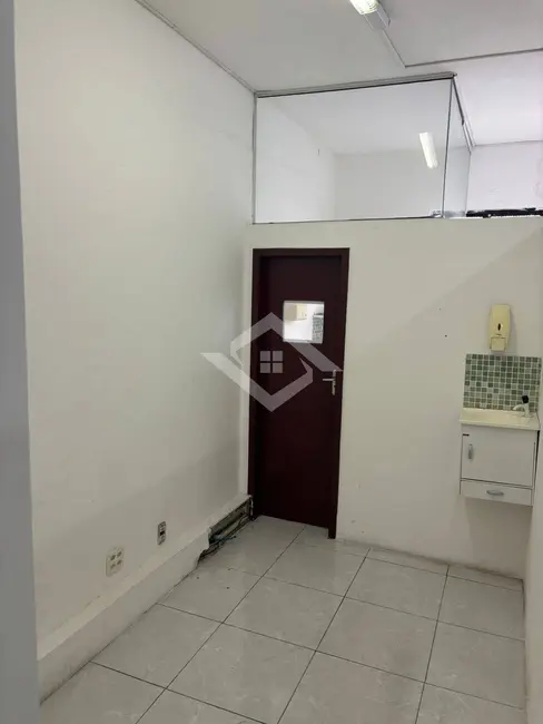 Sala Comercial à venda, 28m2 em Campo Grande, Rio De Janeiro - RJ - imagem 5 Foto 5 de Sala Comercial à venda, 28m2 em Campo Grande, Rio De Janeiro - RJ