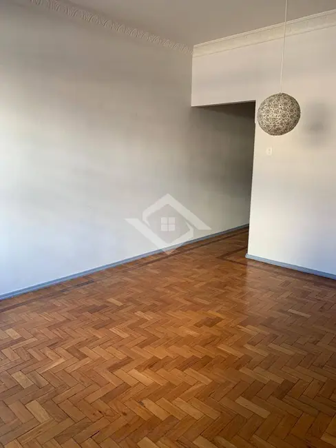Apartamento com 2 quartos à venda, 92m2 em Icaraí, Niteroi - RJ - imagem 3 Foto 3 de Apartamento com 2 quartos à venda, 92m2 em Icaraí, Niteroi - RJ