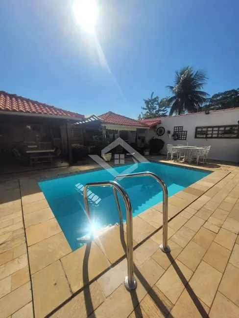 Casa com 3 quartos à venda, 390m2 em Anil, Rio De Janeiro - RJ - imagem 5 Foto 5 de Casa com 3 quartos à venda, 390m2 em Anil, Rio De Janeiro - RJ