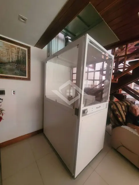 Casa com 3 quartos à venda, 390m2 em Anil, Rio De Janeiro - RJ - imagem 7 Foto 7 de Casa com 3 quartos à venda, 390m2 em Anil, Rio De Janeiro - RJ