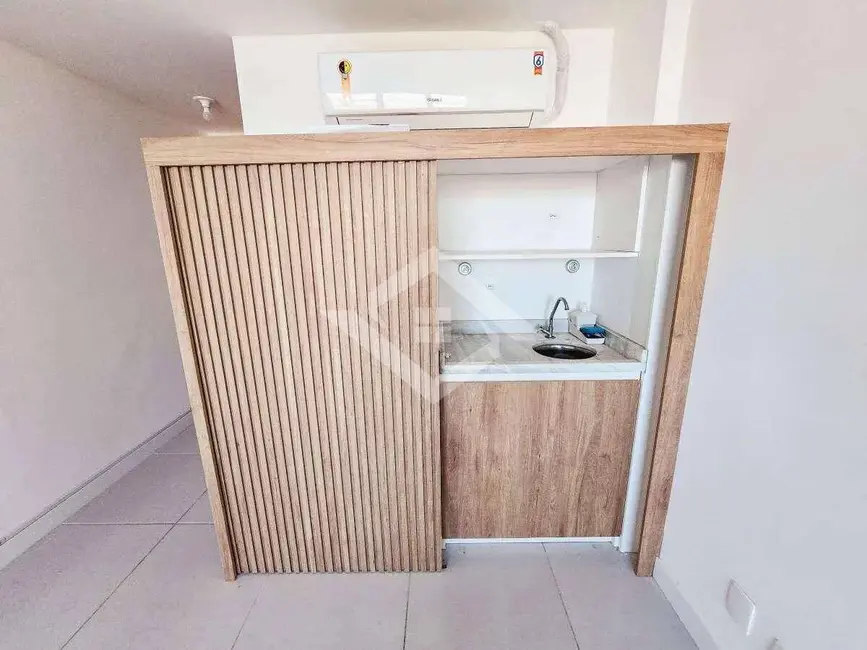 Sala Comercial à venda, 25m2 em Recreio dos Bandeirantes, Rio De Janeiro - RJ - imagem 7 Foto 7 de Sala Comercial à venda, 25m2 em Recreio dos Bandeirantes, Rio De Janeiro - RJ