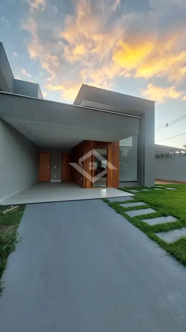 Foto 2 de Casa com 3 quartos à venda em Guaratiba, Rio De Janeiro - RJ