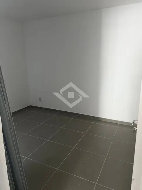 Foto 3 de Casa com 2 quartos à venda, 40m2 em Laranjal, Sao Goncalo - RJ