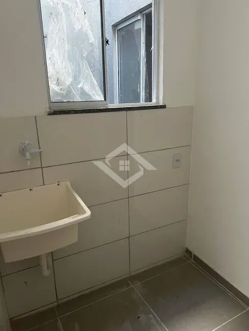 Foto 2 de Casa com 2 quartos à venda, 40m2 em Laranjal, Sao Goncalo - RJ