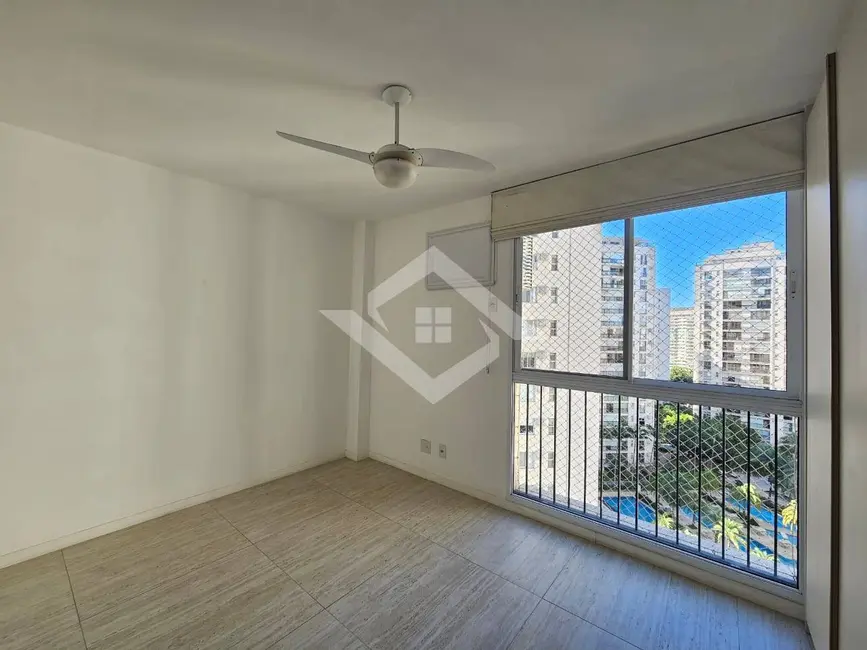 Foto 2 de Apartamento com 3 quartos à venda, 143m2 em Rio De Janeiro - RJ