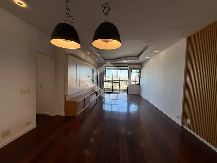 Foto 2 de Apartamento com 4 quartos para alugar, 220m2 em Barra da Tijuca, Rio De Janeiro - RJ