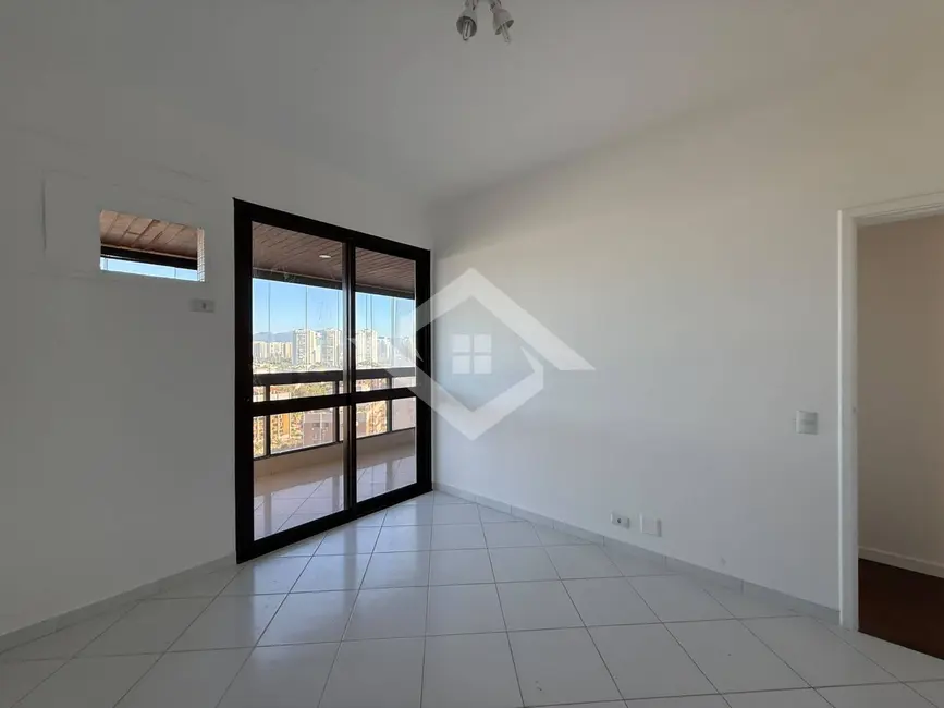 Foto 9 de Apartamento com 4 quartos para alugar, 220m2 em Barra da Tijuca, Rio De Janeiro - RJ
