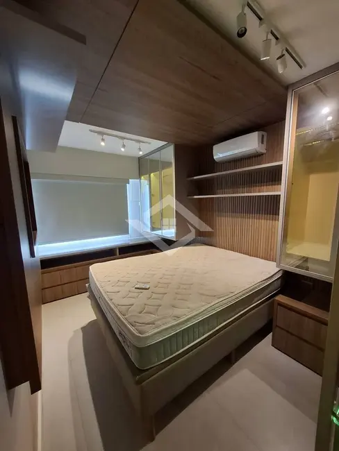 Apartamento com 2 quartos para alugar, 77m2 em Rio De Janeiro - RJ - imagem 9 Foto 9 de Apartamento com 2 quartos para alugar, 77m2 em Rio De Janeiro - RJ