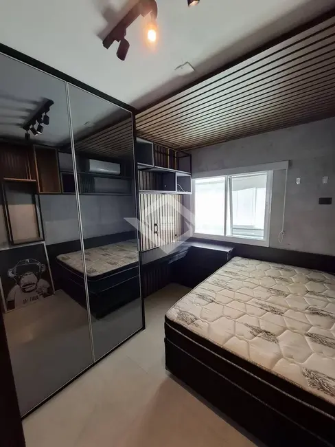 Apartamento com 2 quartos para alugar, 77m2 em Rio De Janeiro - RJ - imagem 7 Foto 7 de Apartamento com 2 quartos para alugar, 77m2 em Rio De Janeiro - RJ
